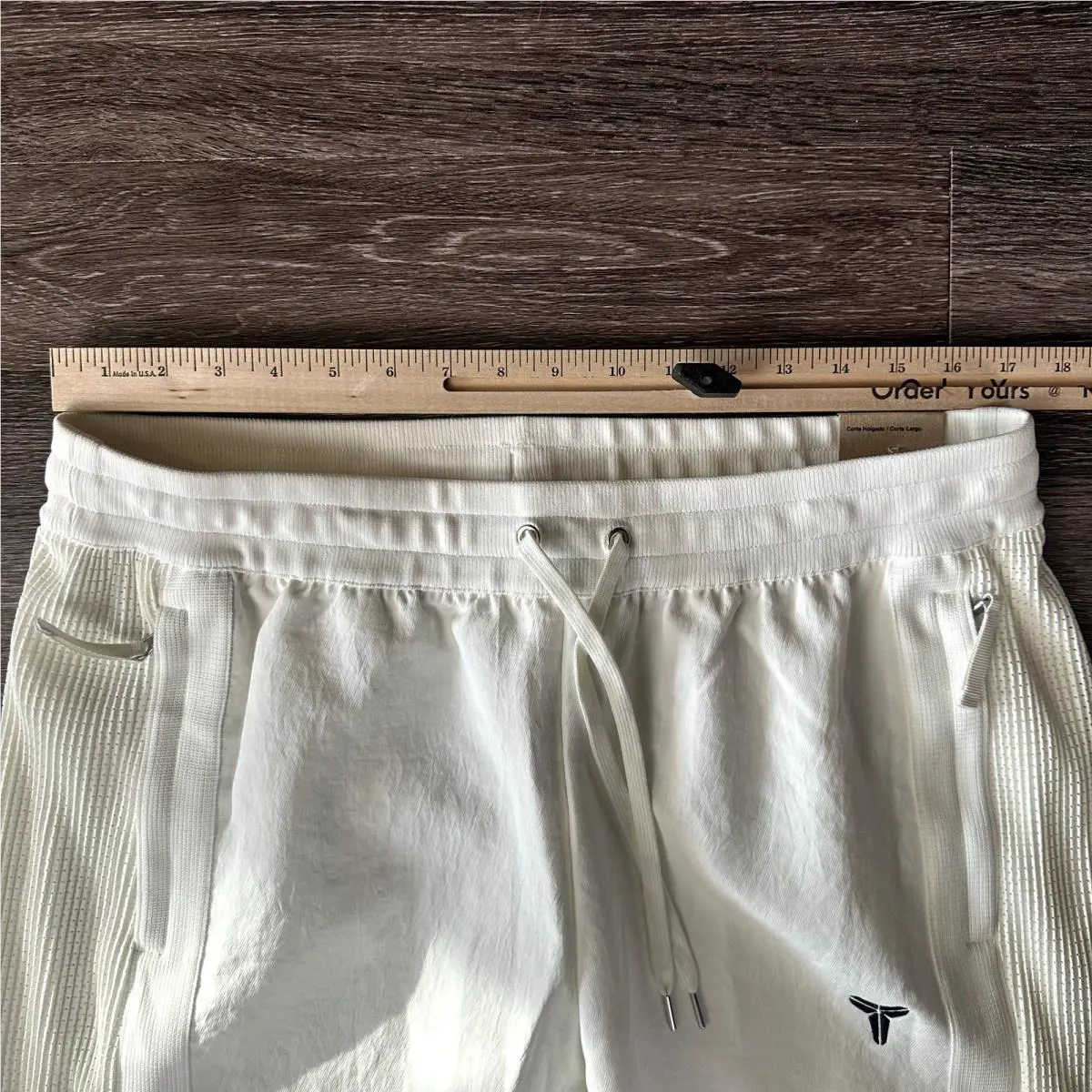 Nike clothing - White 3
