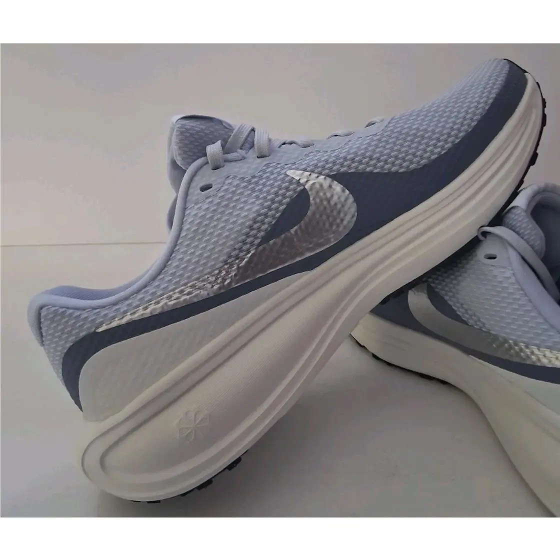 Nike shoes - Nike Revolution 8 - Revolution - Ghost/Metallic Silver 3