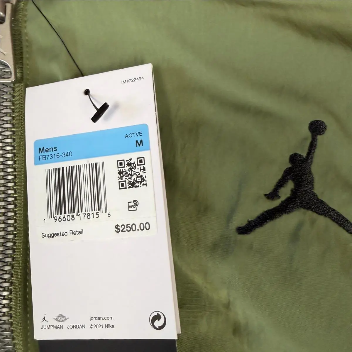 Nike clothing - Green 1