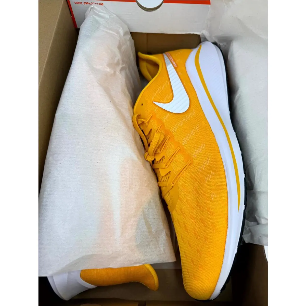 Nike shoes - Nike Air Zoomvomero 14 - Air Zoomvomero - CK1969-702 - Gold, Manufacturer: Univeristy Gold (UPC: 193149986493) 4