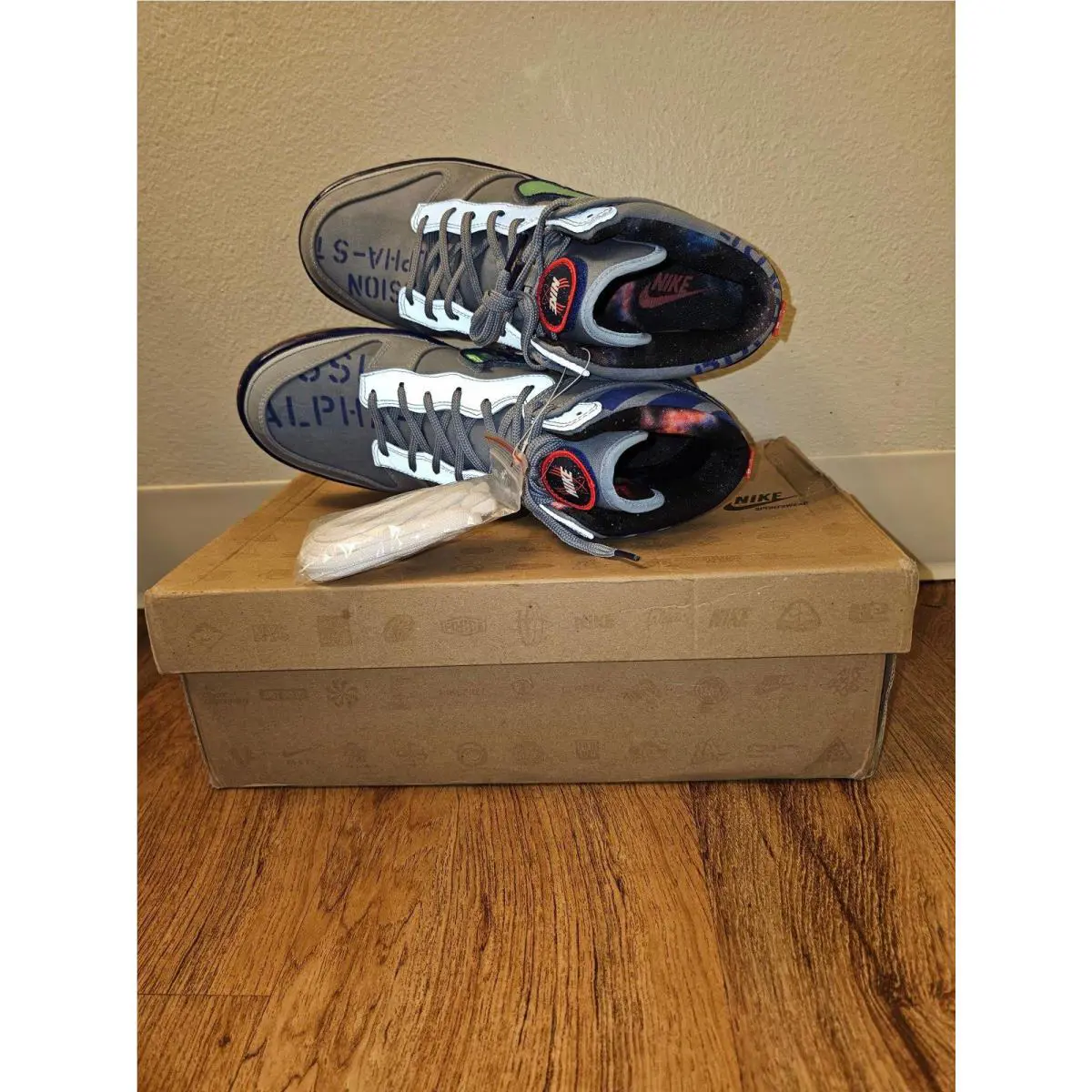 Nike shoes - Gray 4