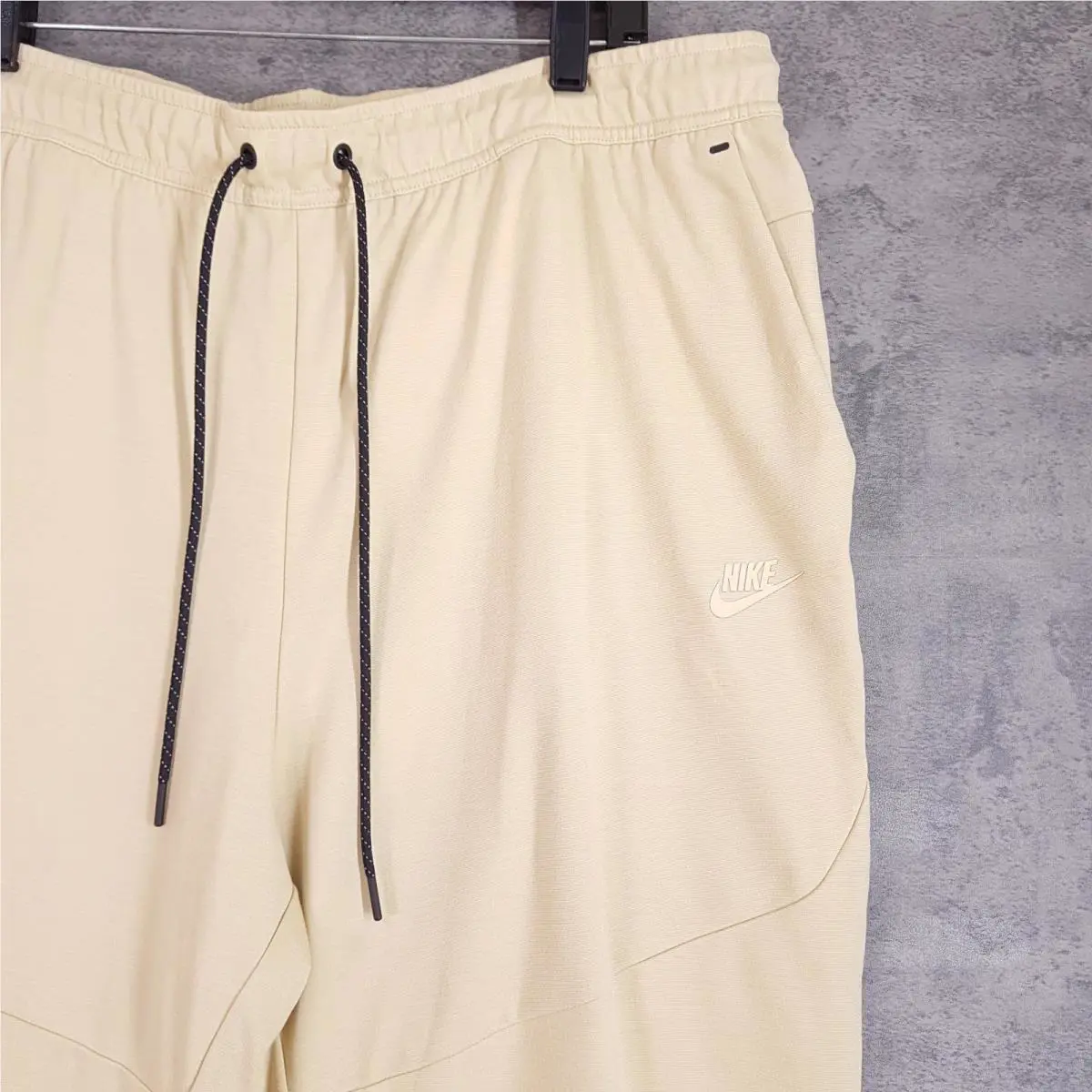 Nike clothing - Nike Tech - Tech - DX0826783 - Beige 1
