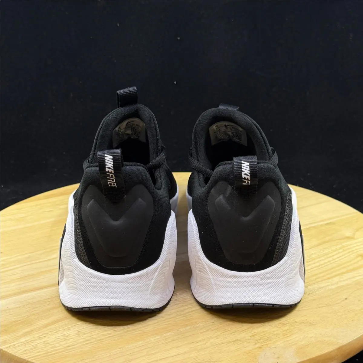Nike shoes - Black 2