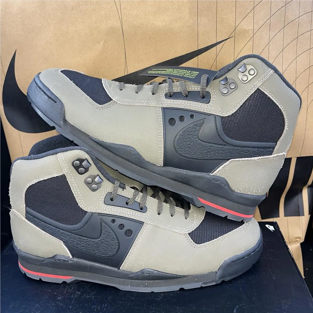 Nike shoes - Nike Baltoro - Baltoro - IO4556-200 - Olive Khaki, Black 0