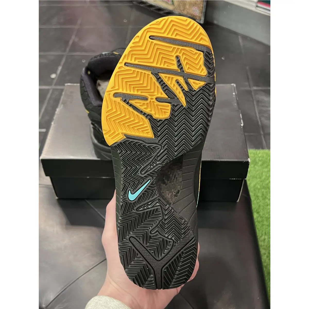 Nike shoes - Nike Kobe 4 - Kobe - Black 3