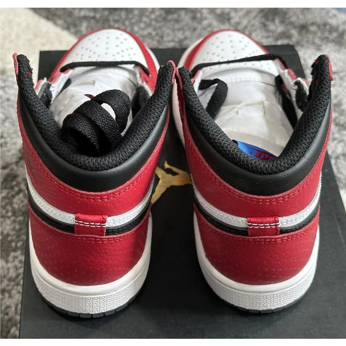 Nike shoes - Air Jordan 1 - Air - Multicolor (UPC: 0192502191284) 2