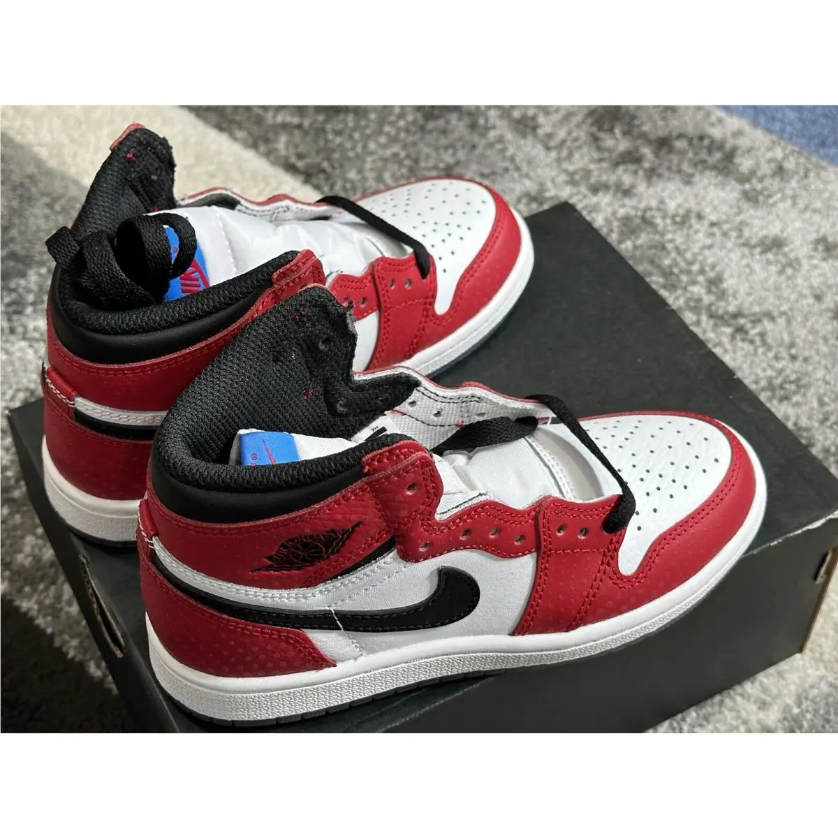 Nike shoes - Air Jordan 1 - Air - Multicolor (UPC: 0192502191284) 3