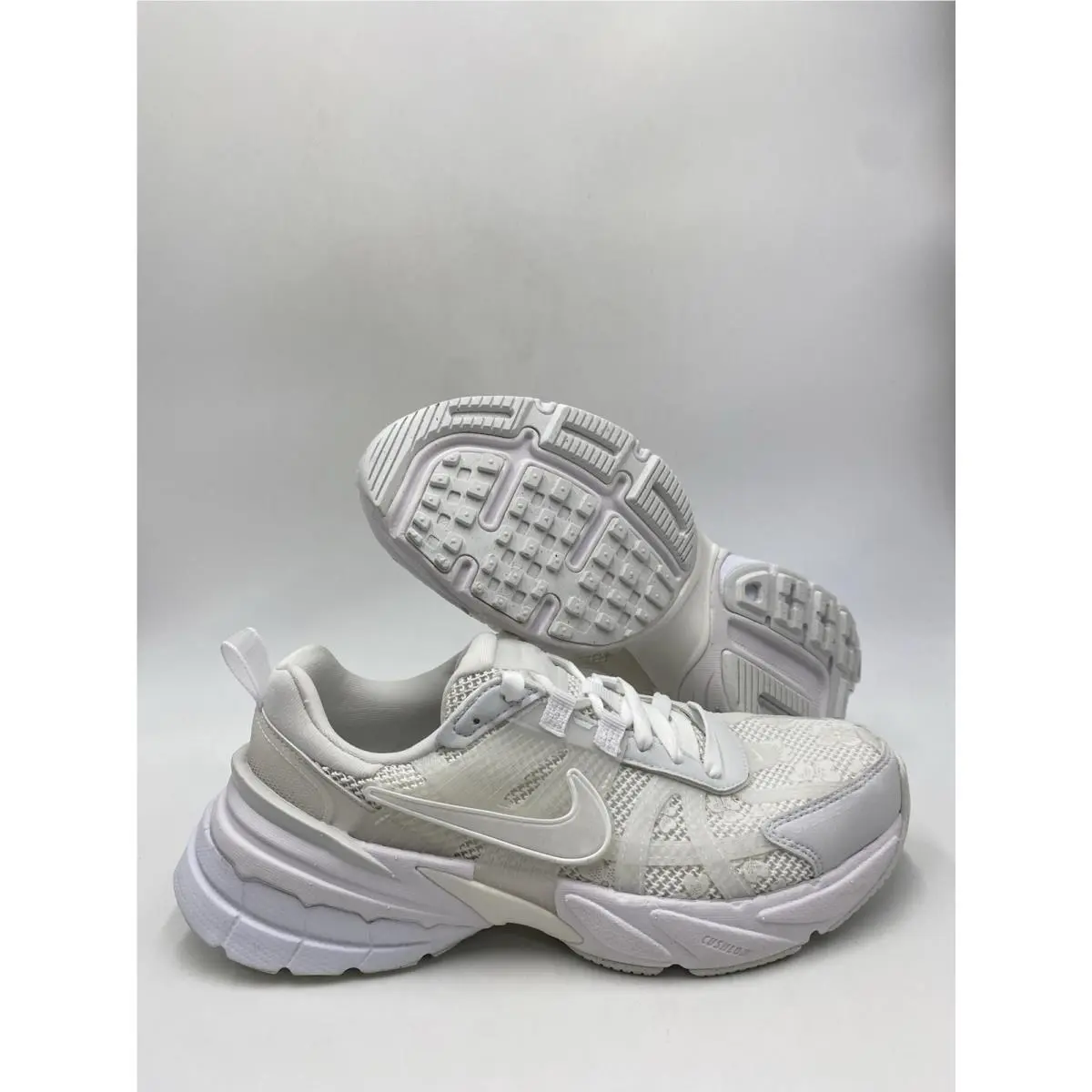 Nike W V2K Run White Summit White HJ5269 100 Women`s Size 9