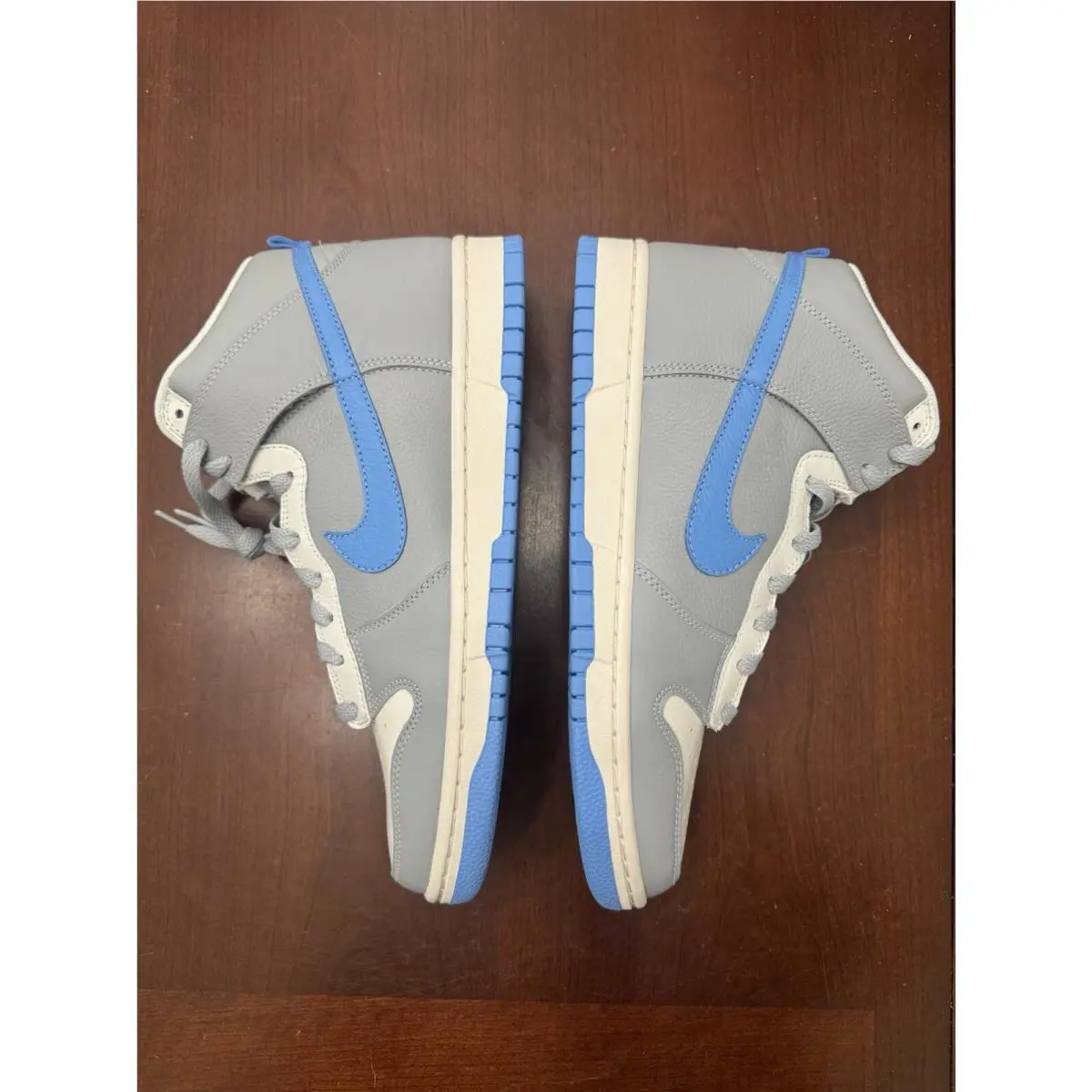 Nike shoes - UNC - UNC - Gray (UPC: 196156072289) 0