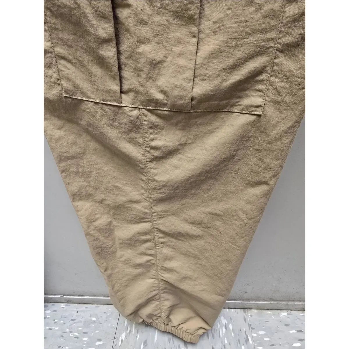 Nwts-nike Club Cargo Pants Woven Nylon Lightweight Khaki HJ1990-025 Large
