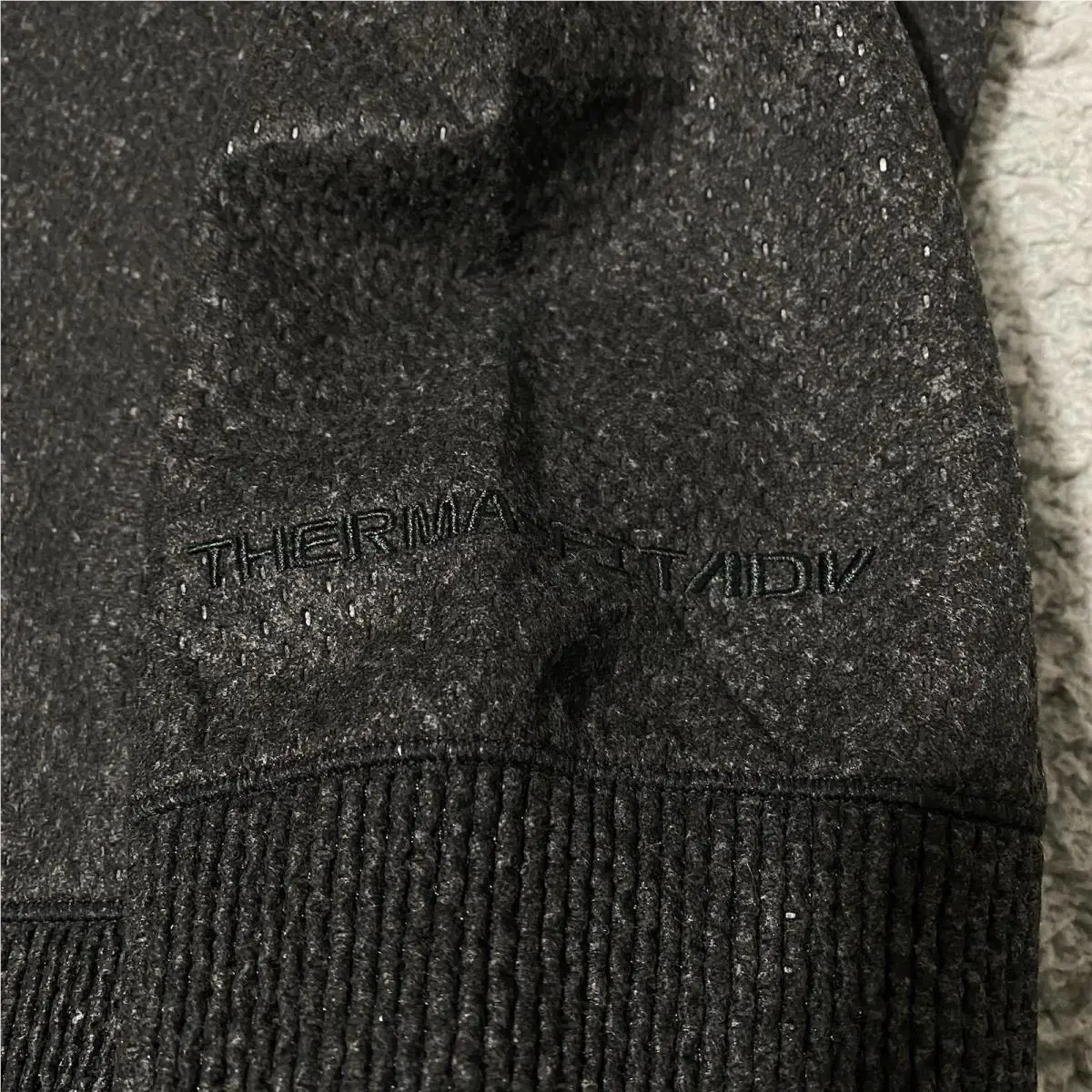 Nike clothing - Gray 3