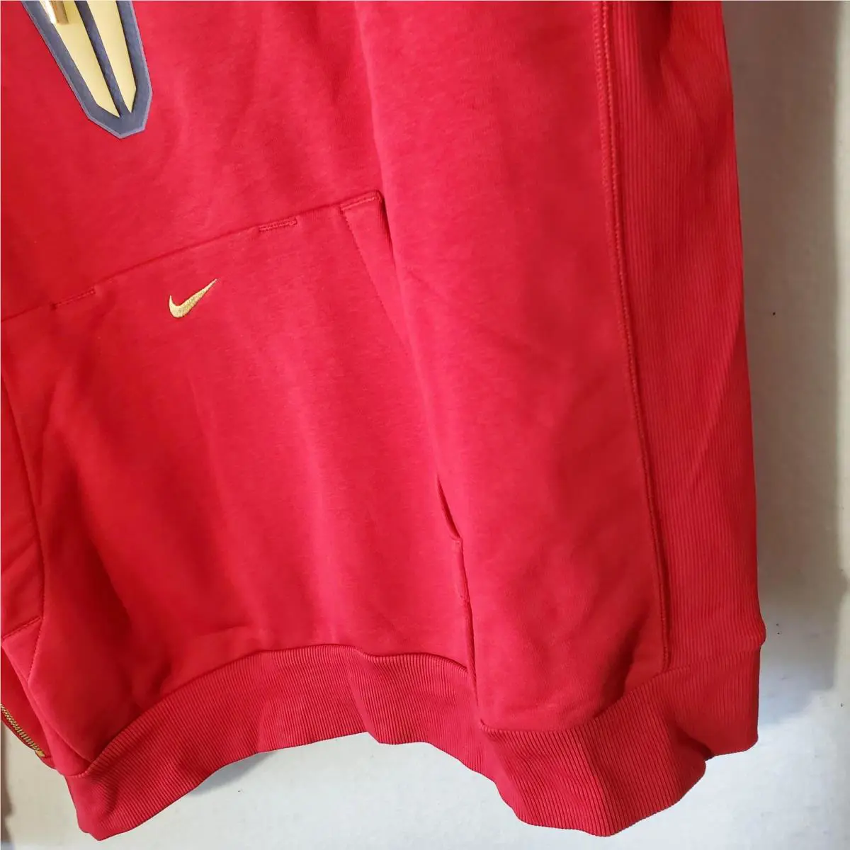 Nike clothing - Red 6