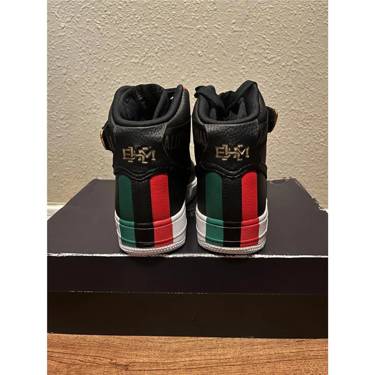 Nike shoes - Black 0