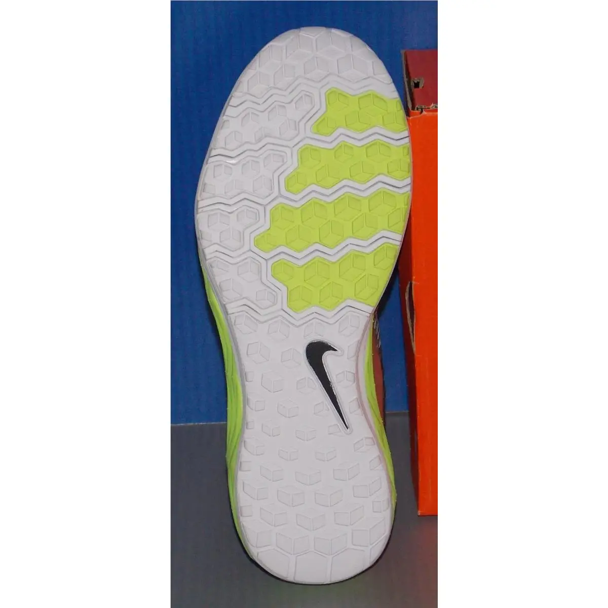 Nike shoes - NIKE LUNAR CALDRA - LUNAR CALDRA - Silver (UPC: 886668491684) 1