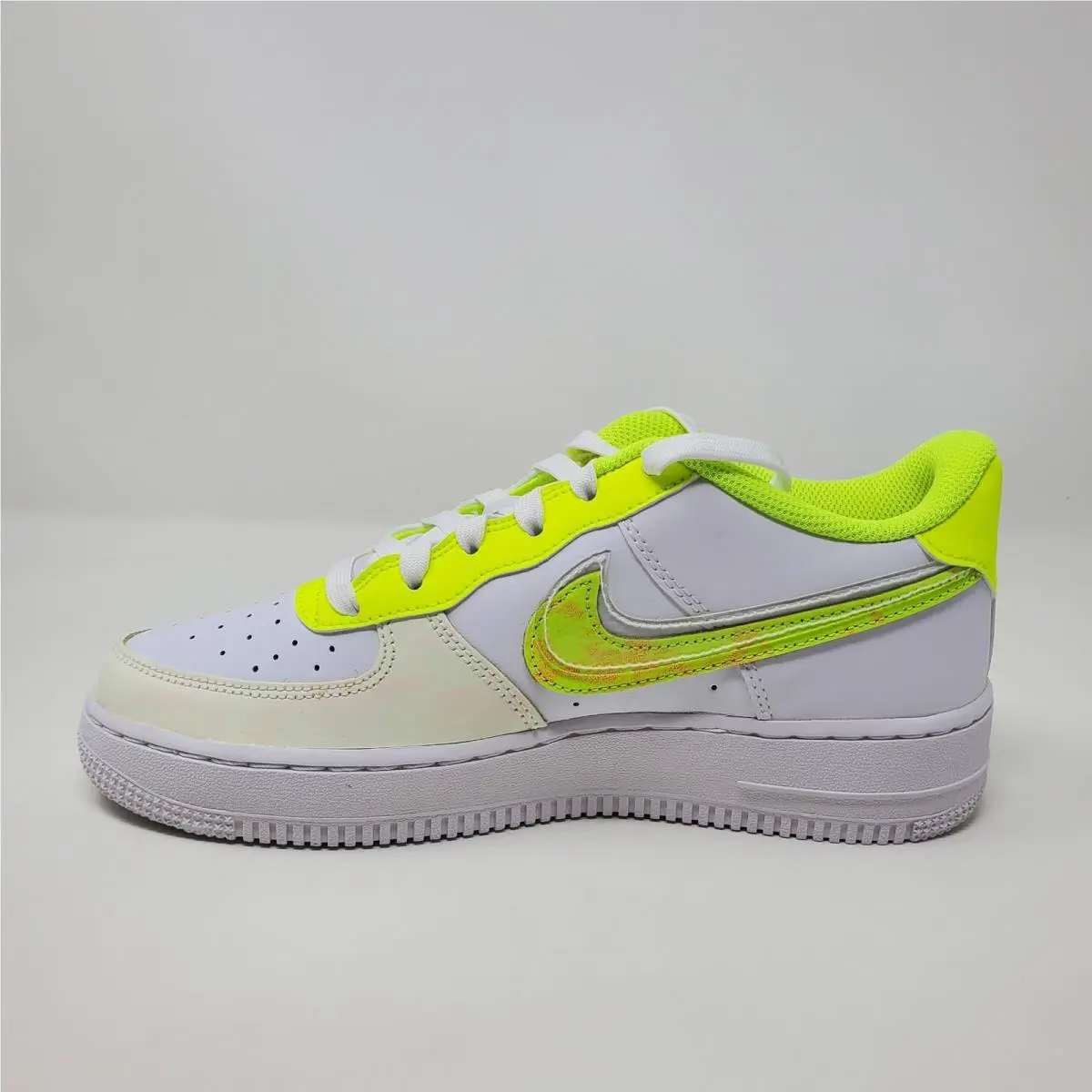 Nike shoes - Nike Air Force 1 Low LV8 GS - White 7