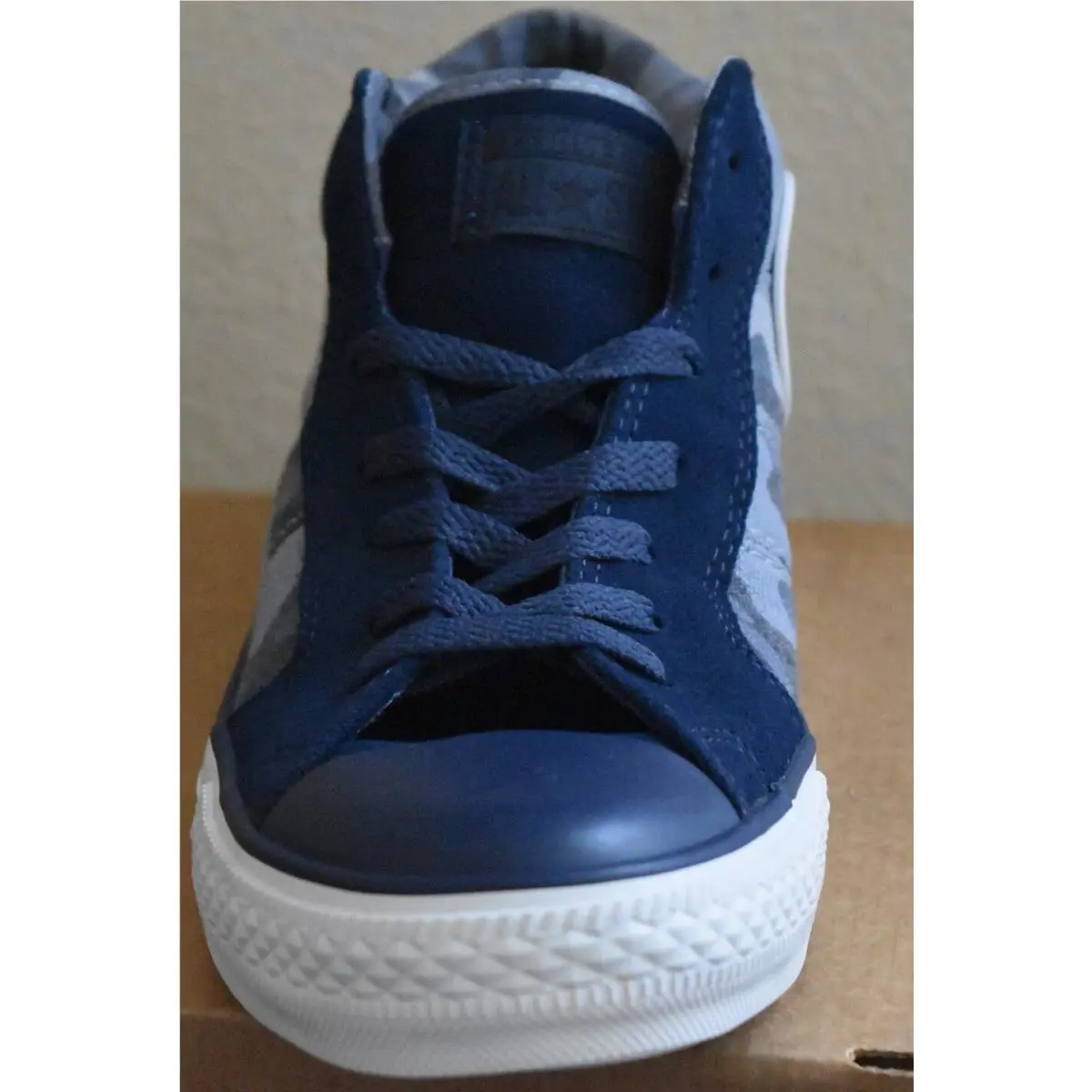 Converse shoes - Blue 3