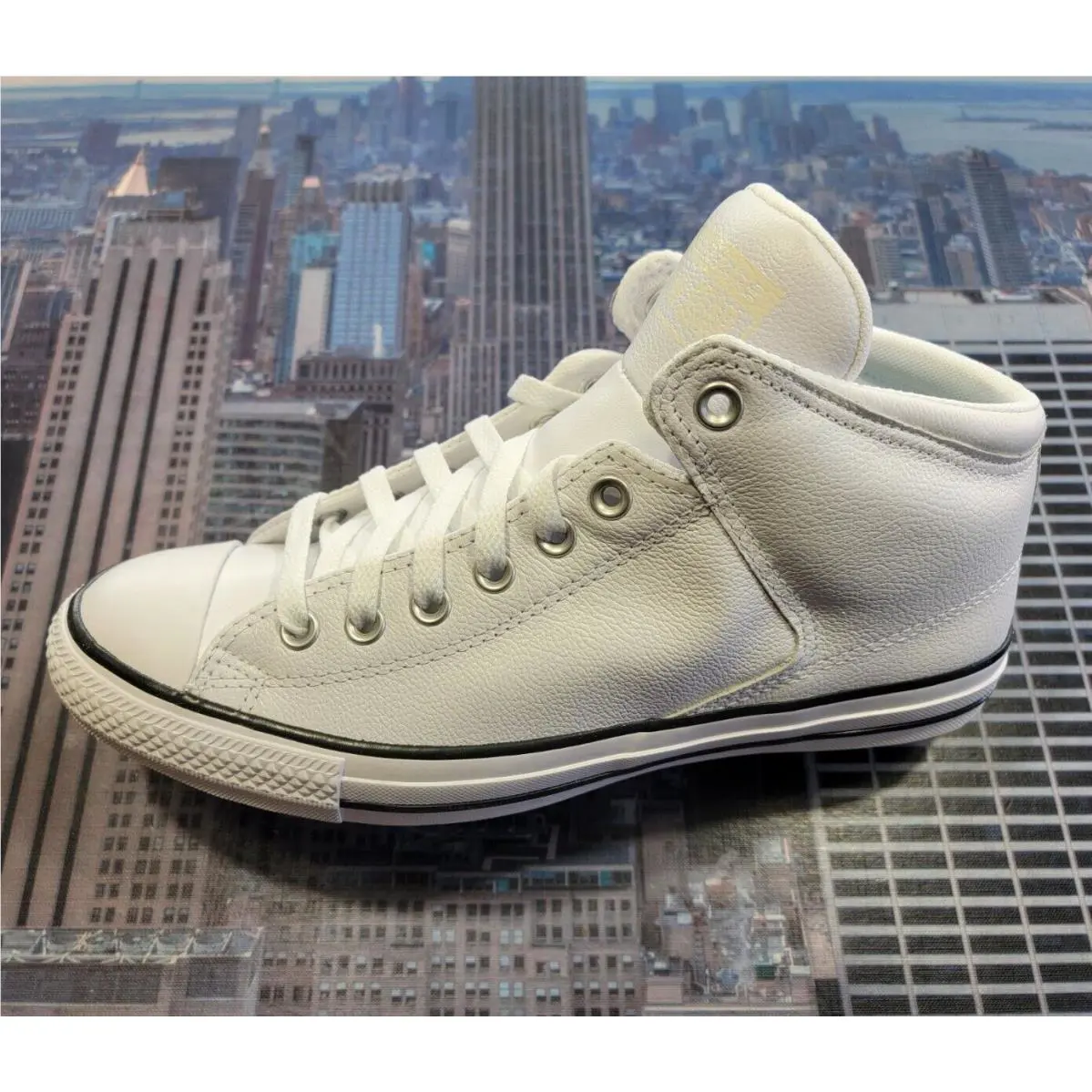 Converse shoes - Converse Chuck Taylor All Star High Street Hi - 155277c - White 3