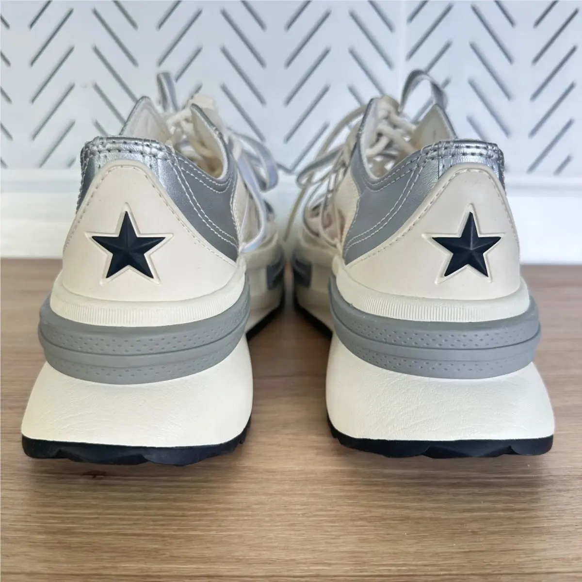 Converse shoes - Converse Run Star Hike - Run Star Hike - A15185C - Silver (UPC: 194435608785) 2