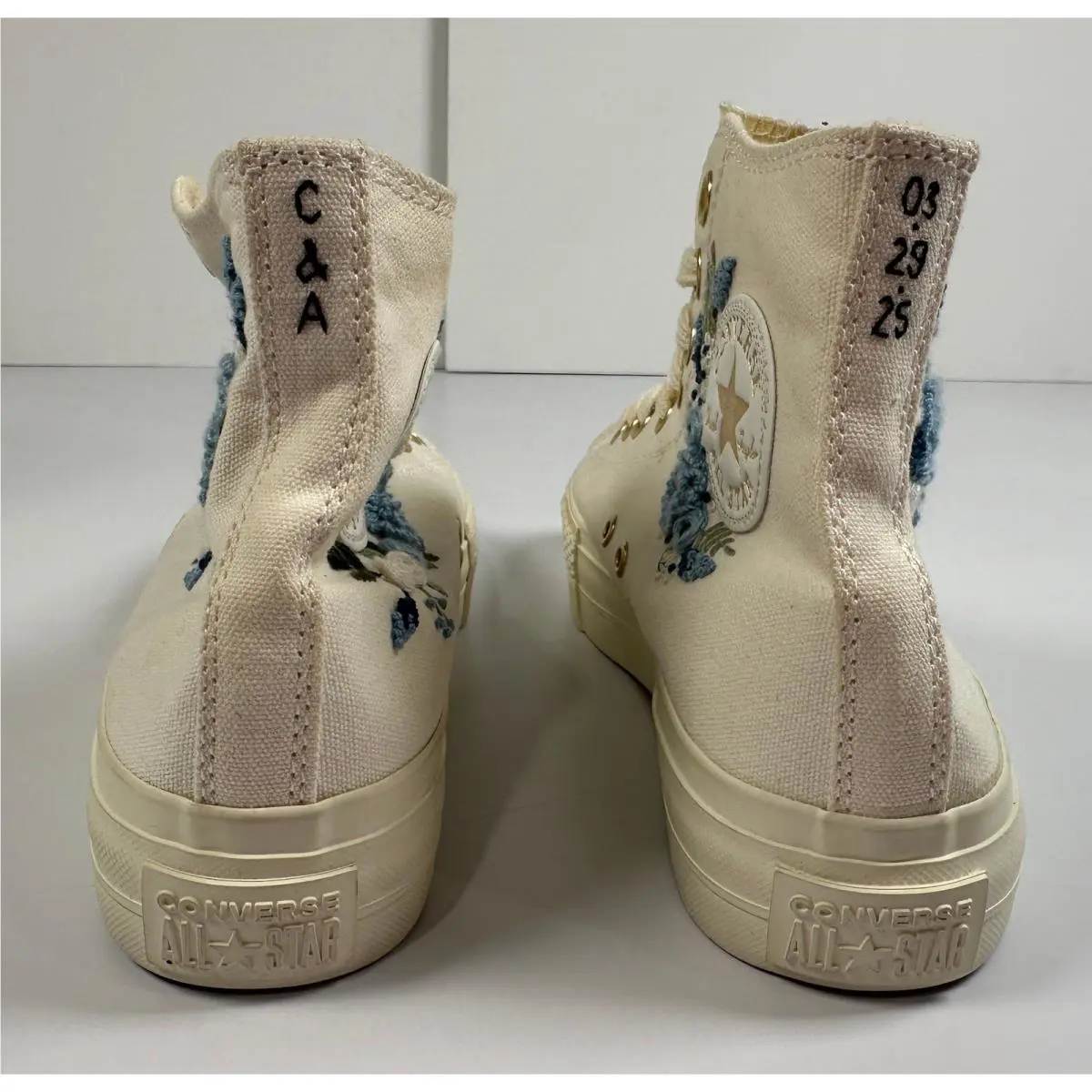 Converse shoes - White 3