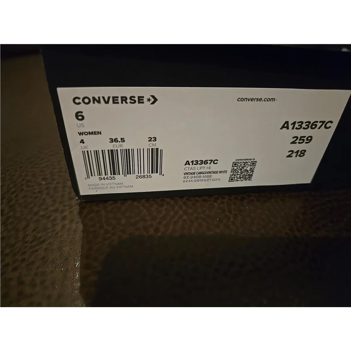 Converse shoes - Converse Chuck Taylor All-Star Lift Platform - Beautiful brand new shoes - Cargo White 6