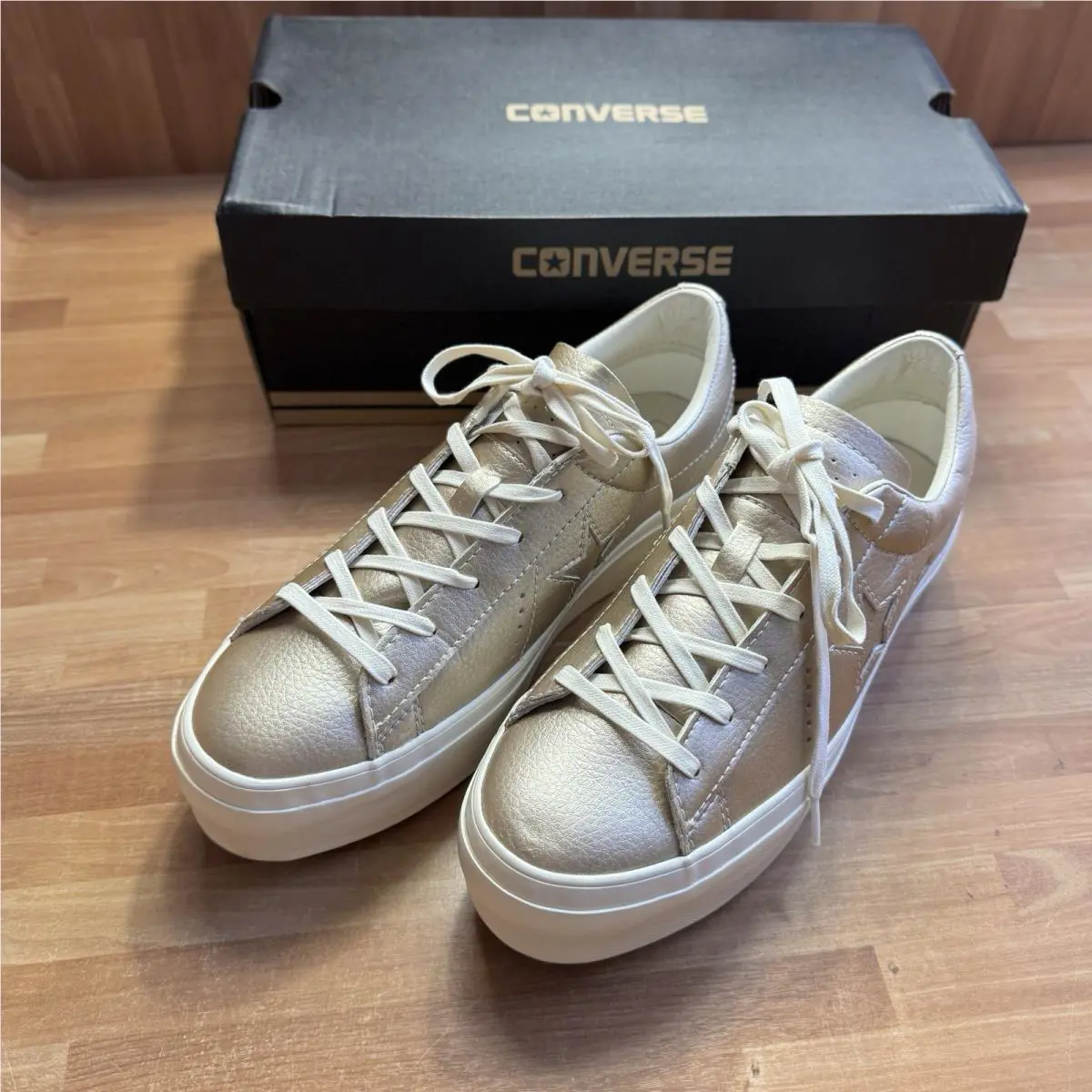 Converse shoes - Converse One Star - One Star - 559924C - Gold 0