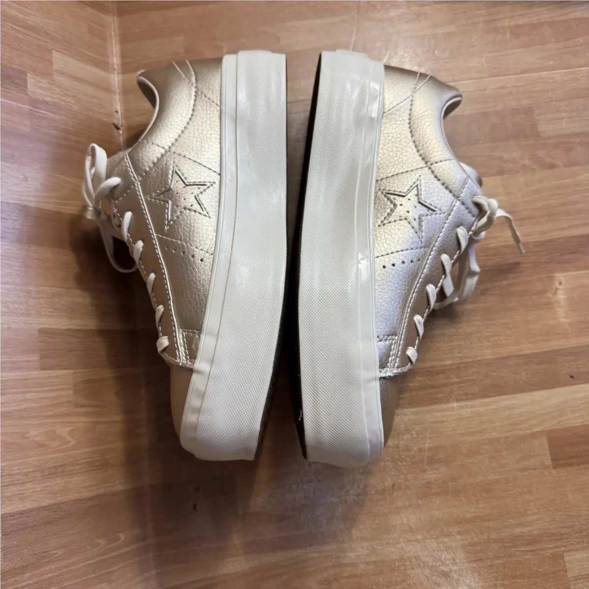 Converse shoes - Converse One Star - One Star - 559924C - Gold 6