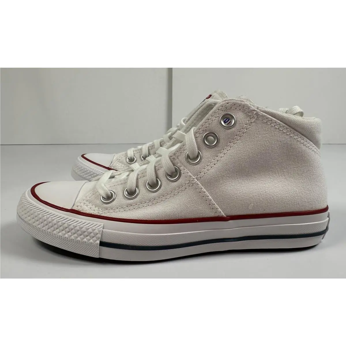 Converse shoes - White 2