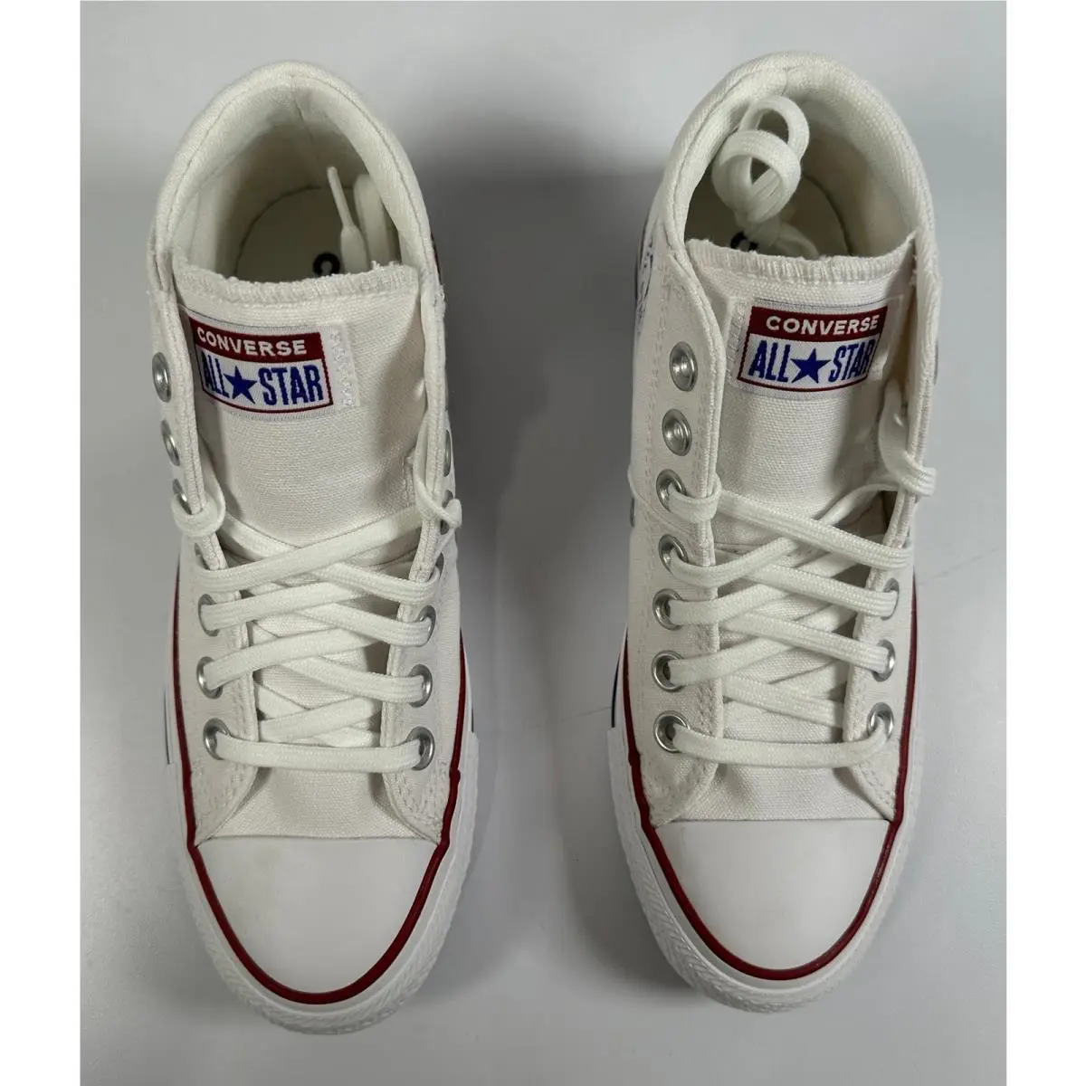 Converse shoes - White 5