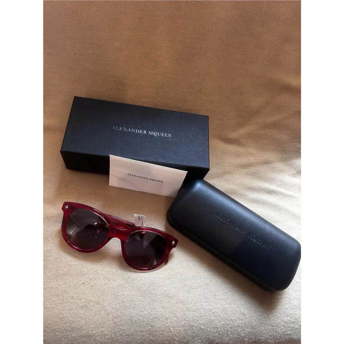 Alexander Mcqueen AM0024S Sunglasses Red Women’s Retail