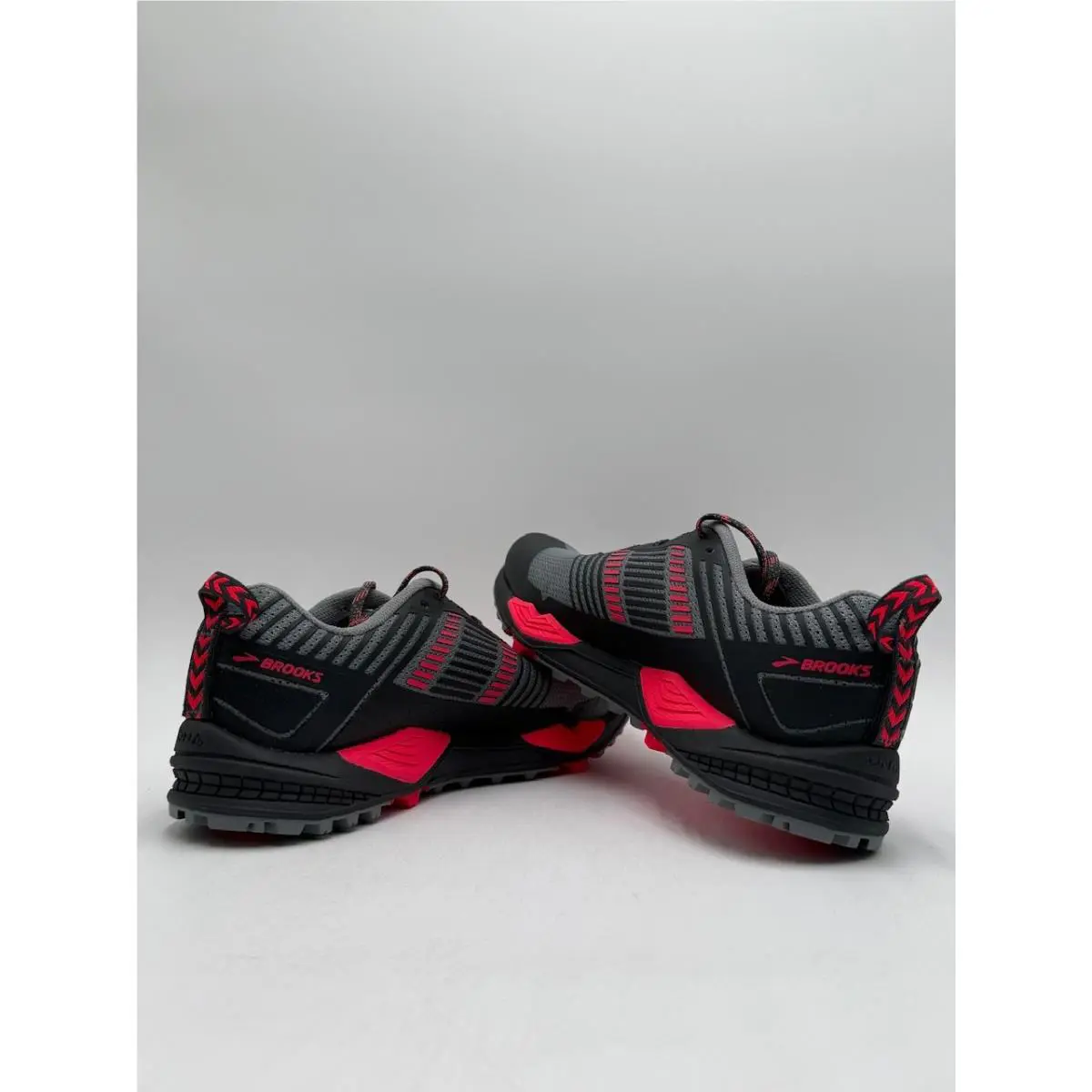 Brooks shoes - Brooks Cascadia - Cascadia - 1202741B091 - Gray 16