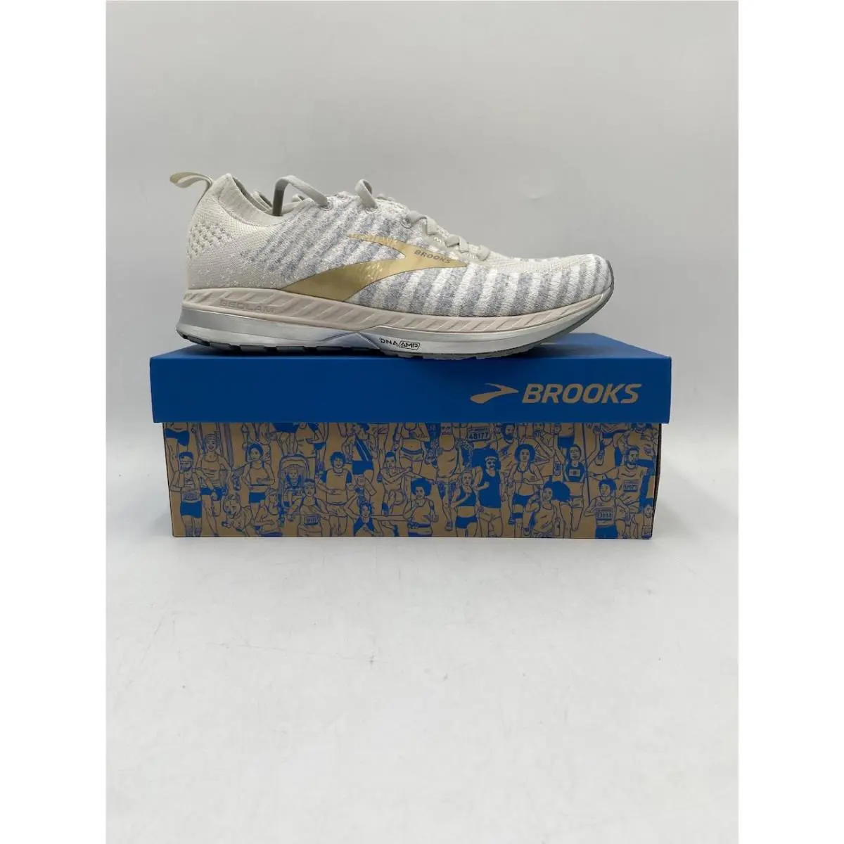Brooks shoes - Brooks Bedlam 2 - Bedlam - White 8