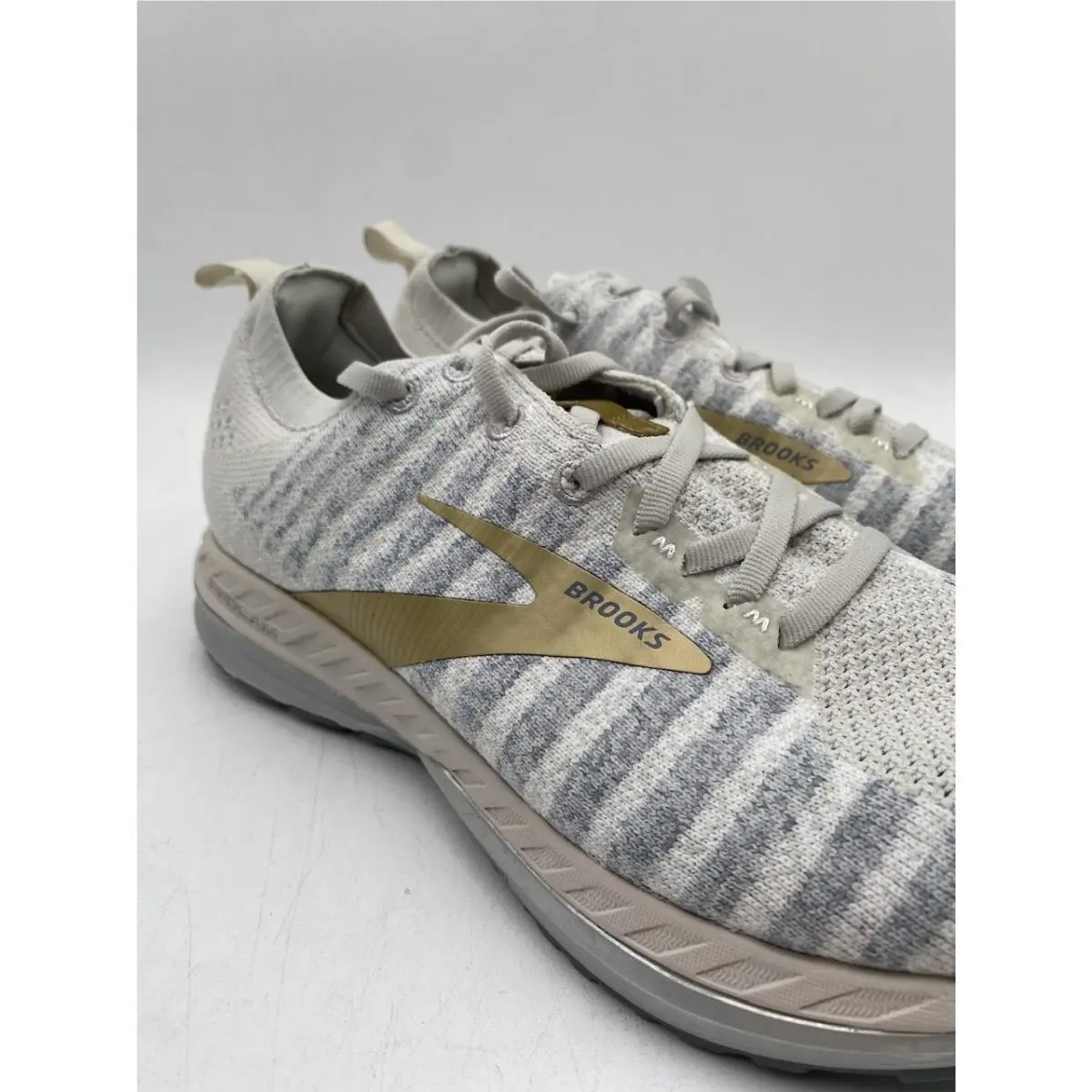 Brooks shoes - Brooks Bedlam 2 - Bedlam - White 11