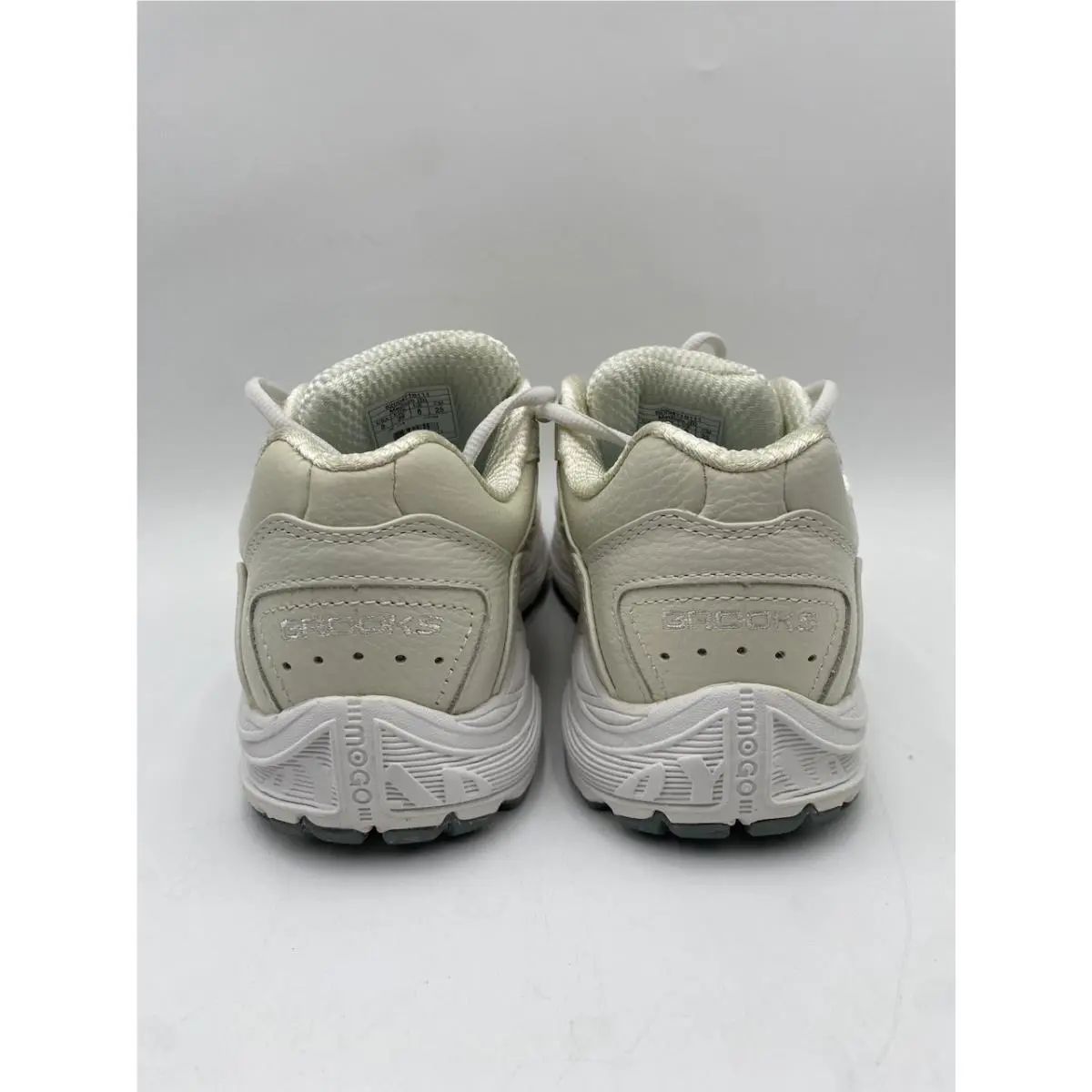 Brooks shoes - Brooks Dyad - Dyad - White 5