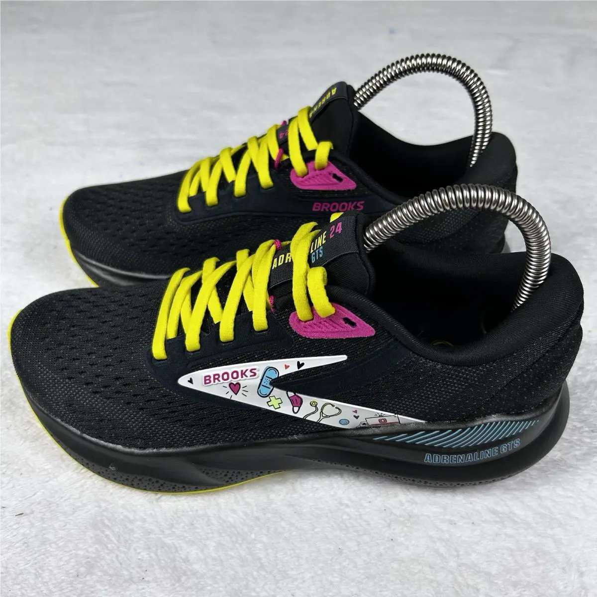 Brooks shoes - Brooks Adrenaline GTS 24 - Adrenaline GTS - 120426-1B-084 - Black (UPC: 0195394658088) 0
