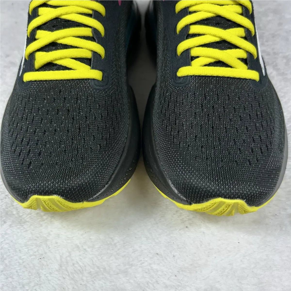 Brooks shoes - Brooks Adrenaline GTS 24 - Adrenaline GTS - 120426-1B-084 - Black (UPC: 0195394658088) 4