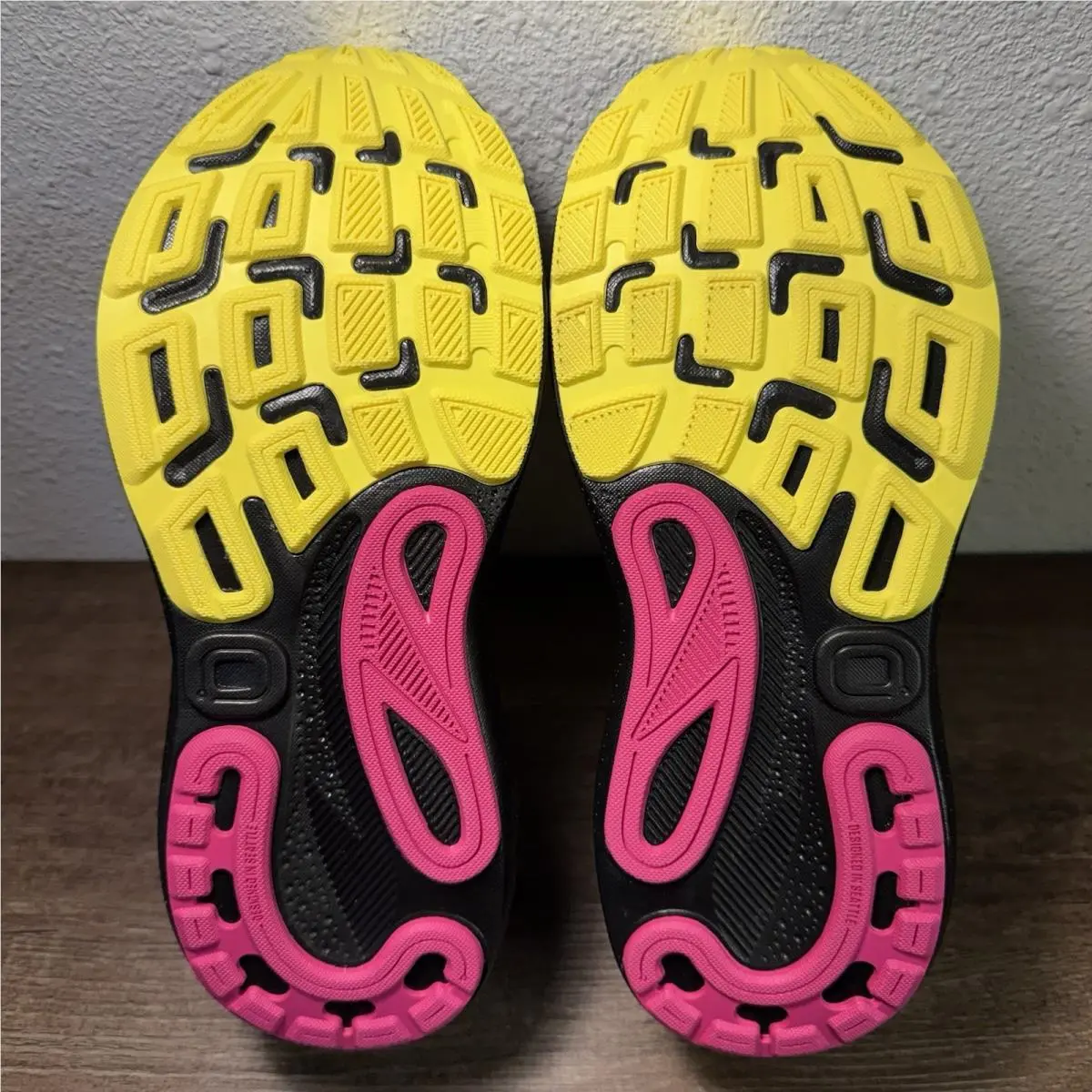 Brooks shoes - Brooks Adrenaline GTS 24 - Adrenaline GTS - 120426-1B-084 - Black 7