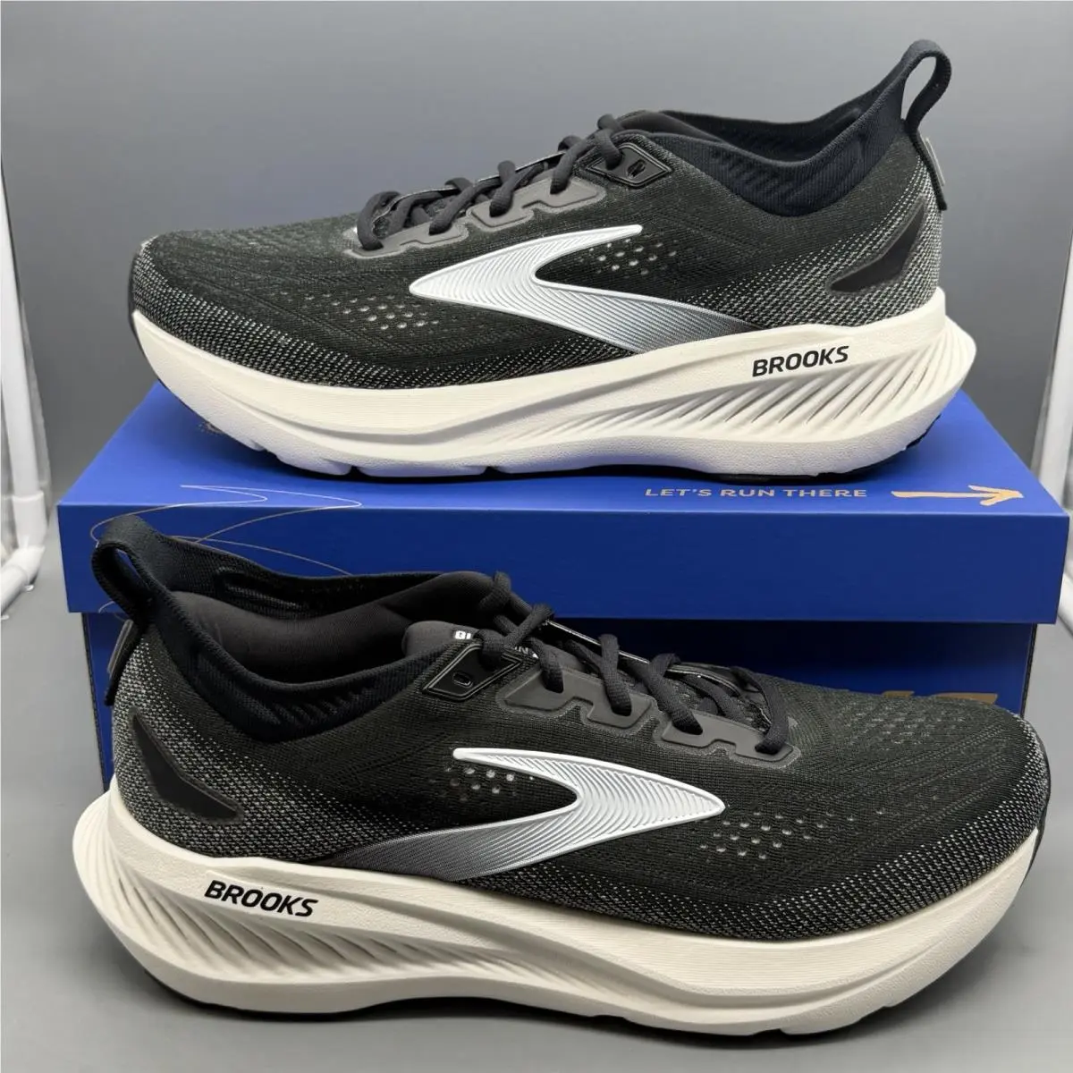 Brooks Glycerin 23 Men’s 10 D Running Shoes Walking Gym Sneakers Black White