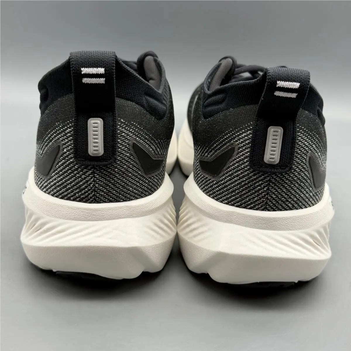Brooks shoes - Glycerin 23 - Glycerin - 1104762E090 - Black 2