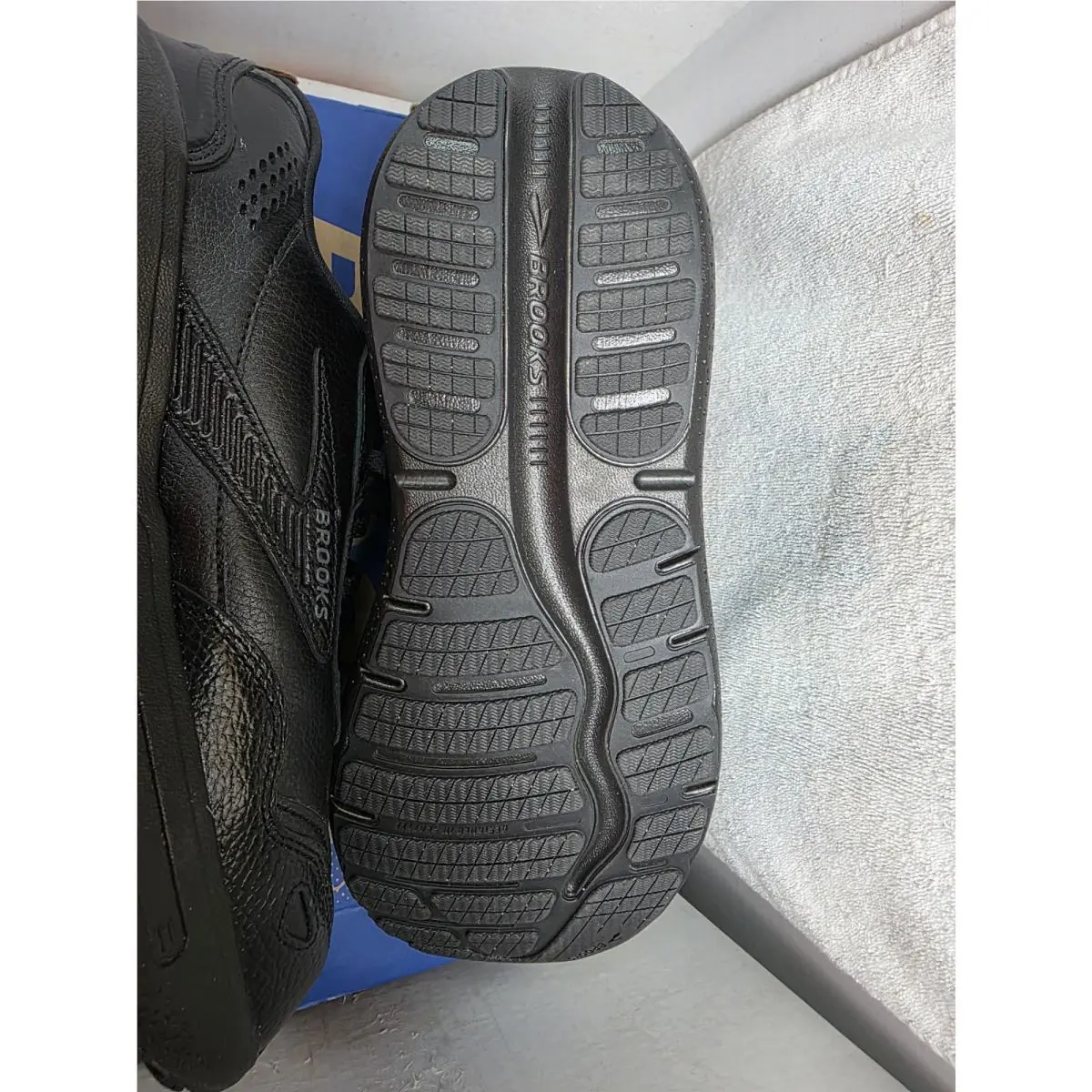 Brooks shoes - Brooks Ghost Max - Ghost Max - Black 15