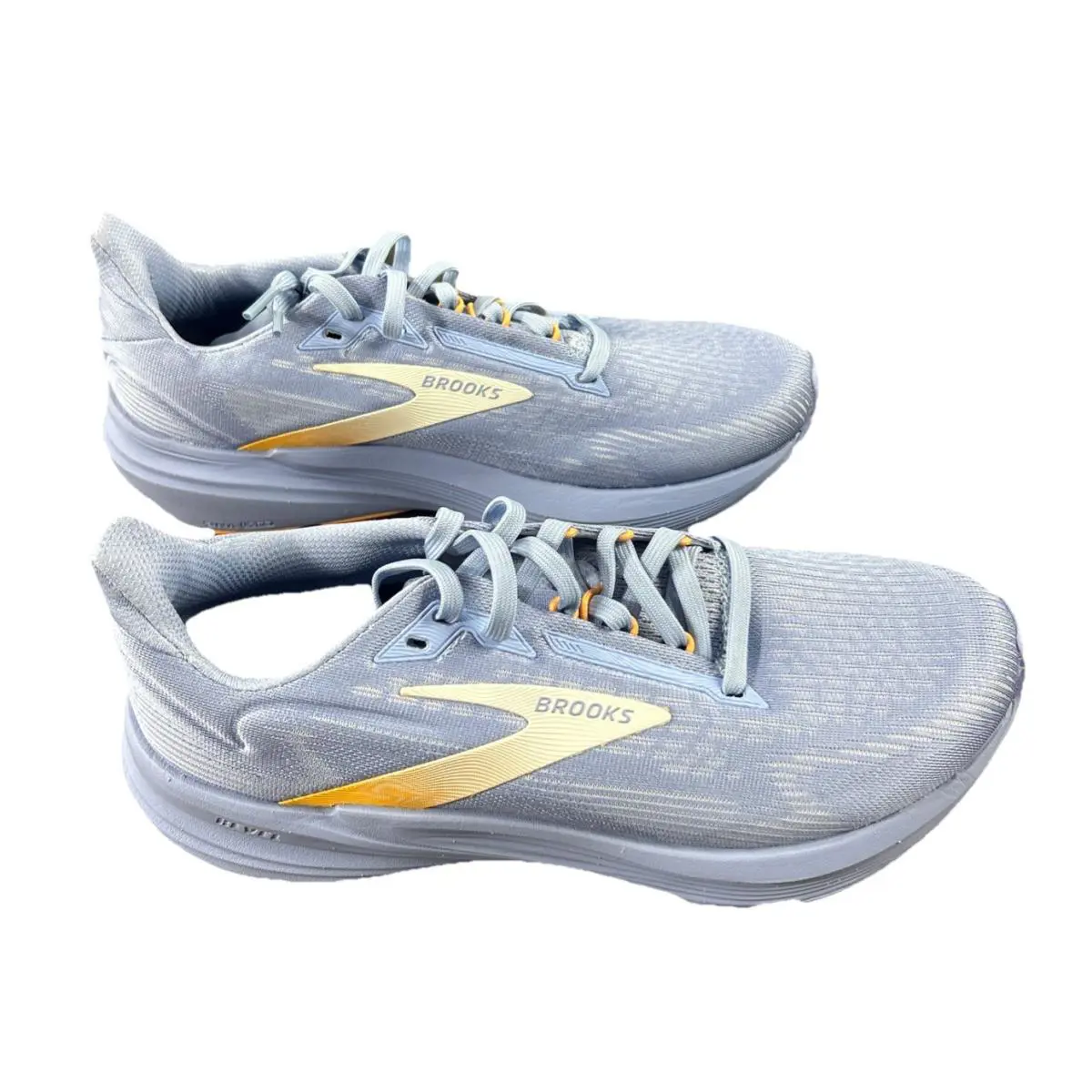 Brooks shoes - Revel 8 - Revel - Multicolor (UPC: 0195394685350) 1