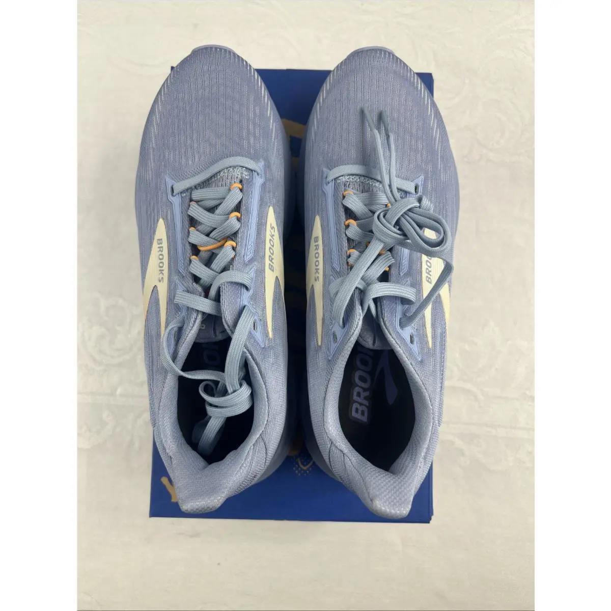 Brooks shoes - Revel 8 - Revel - Multicolor (UPC: 0195394685350) 6