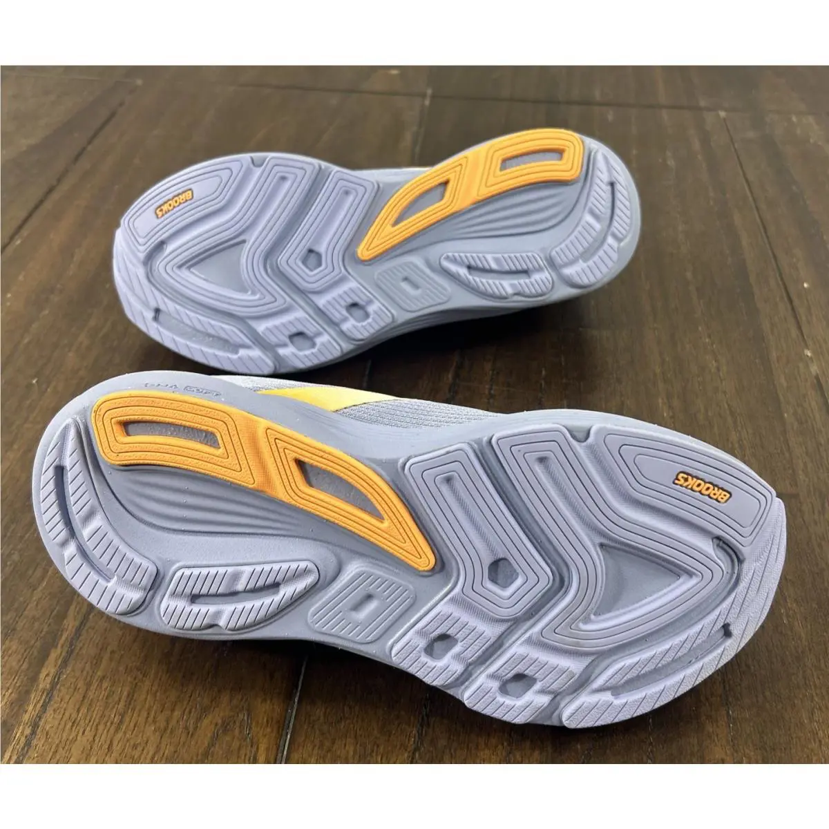 Brooks shoes - Revel 8 - Revel - Multicolor (UPC: 0195394685350) 11