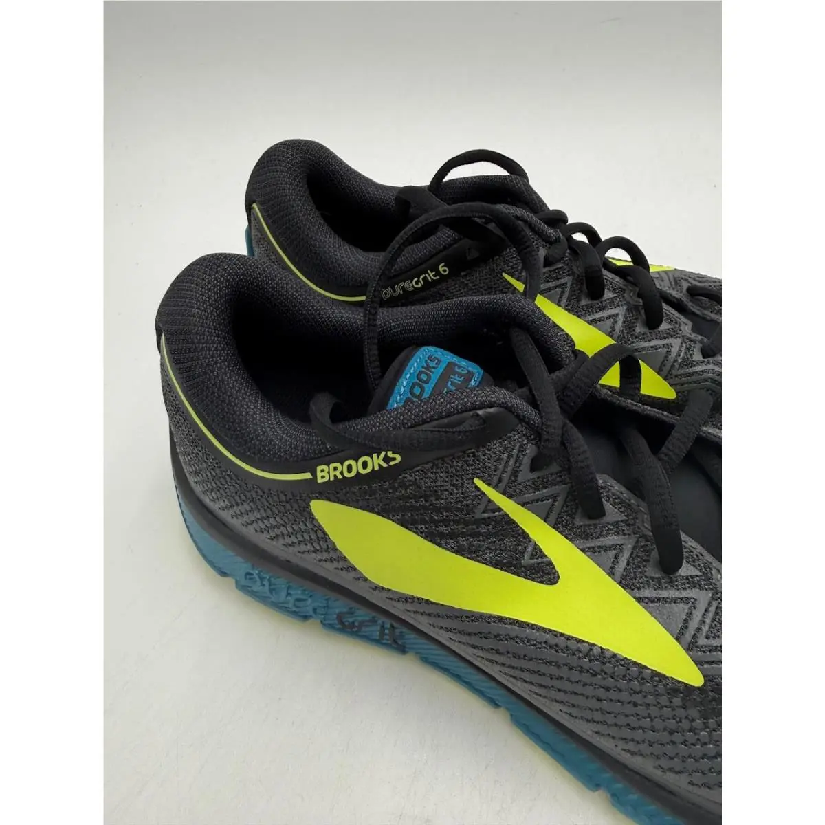 Brooks shoes - Brooks PureGrit - PureGrit - 1102591D003 - Gray 1
