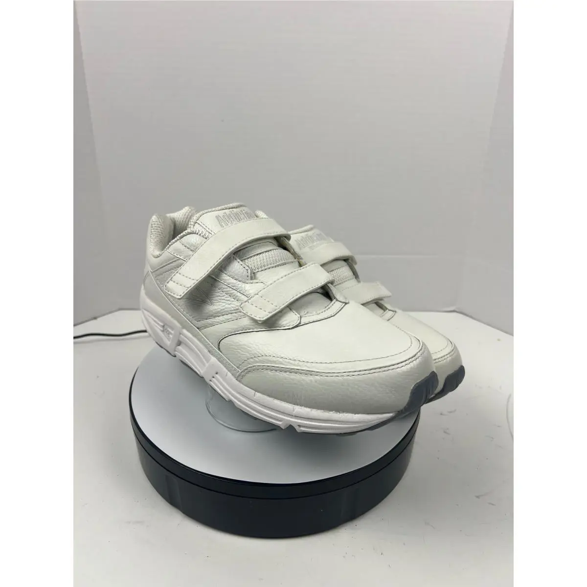Brooks shoes - Brooks Addiction Walker V-Strap - Addiction Walker - White 12