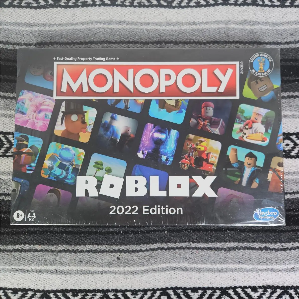 Hasbro Monopoly Roblox 2022 Edition Board Game