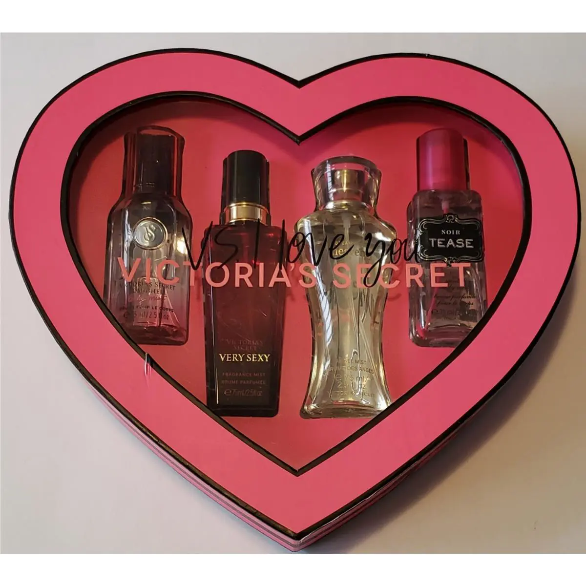 Victoria`s Secret I Love You 4PC Set in Heart Box Frag./body Mist 2.5 oz Each