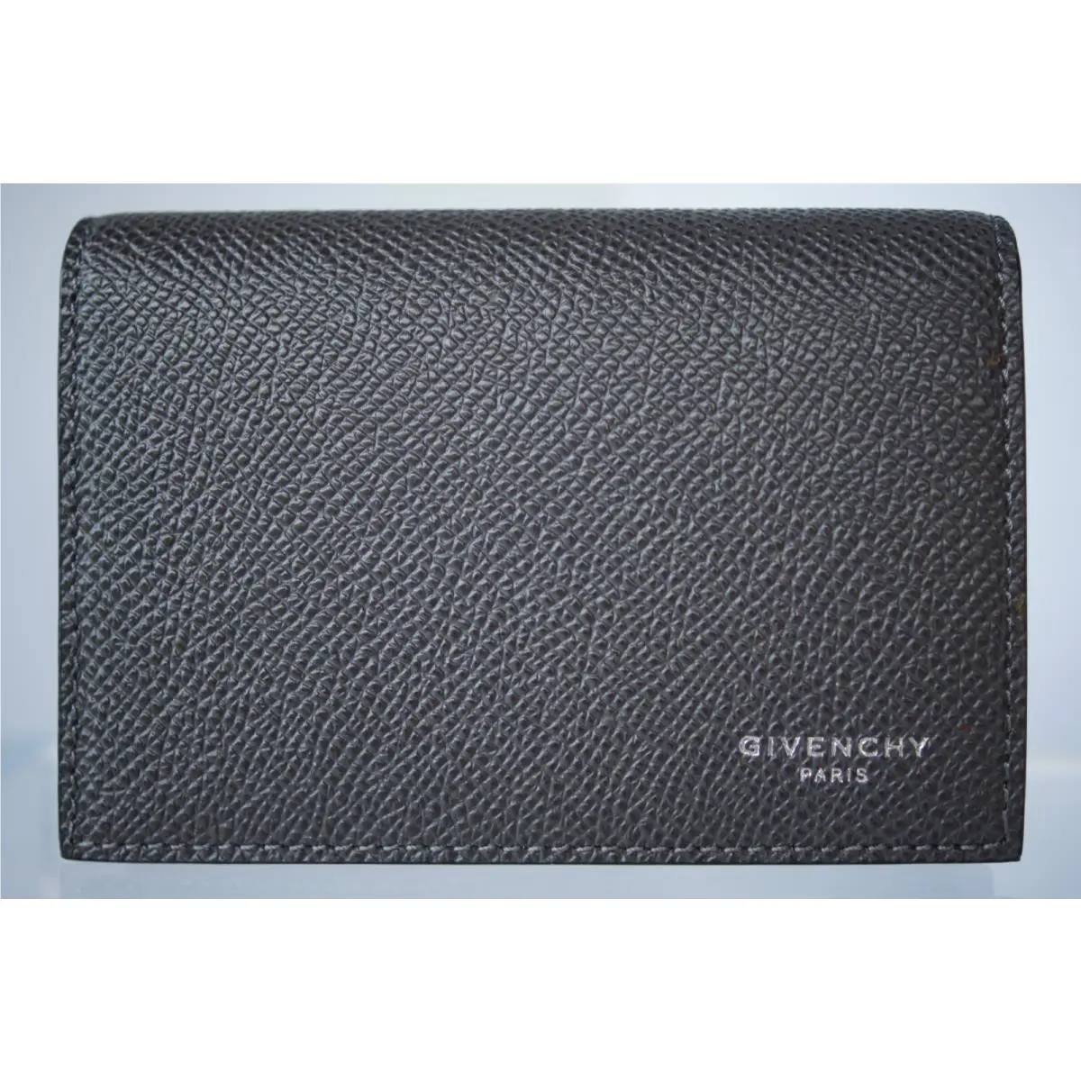 Givenchy Men`s Wallet CC Holder Classic Business Card Gray