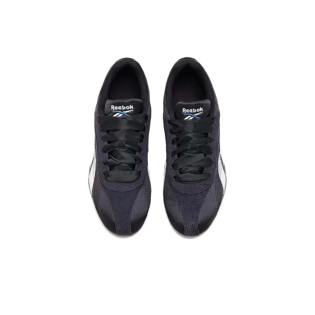 Reebok shoes - Black/White/Gum 7