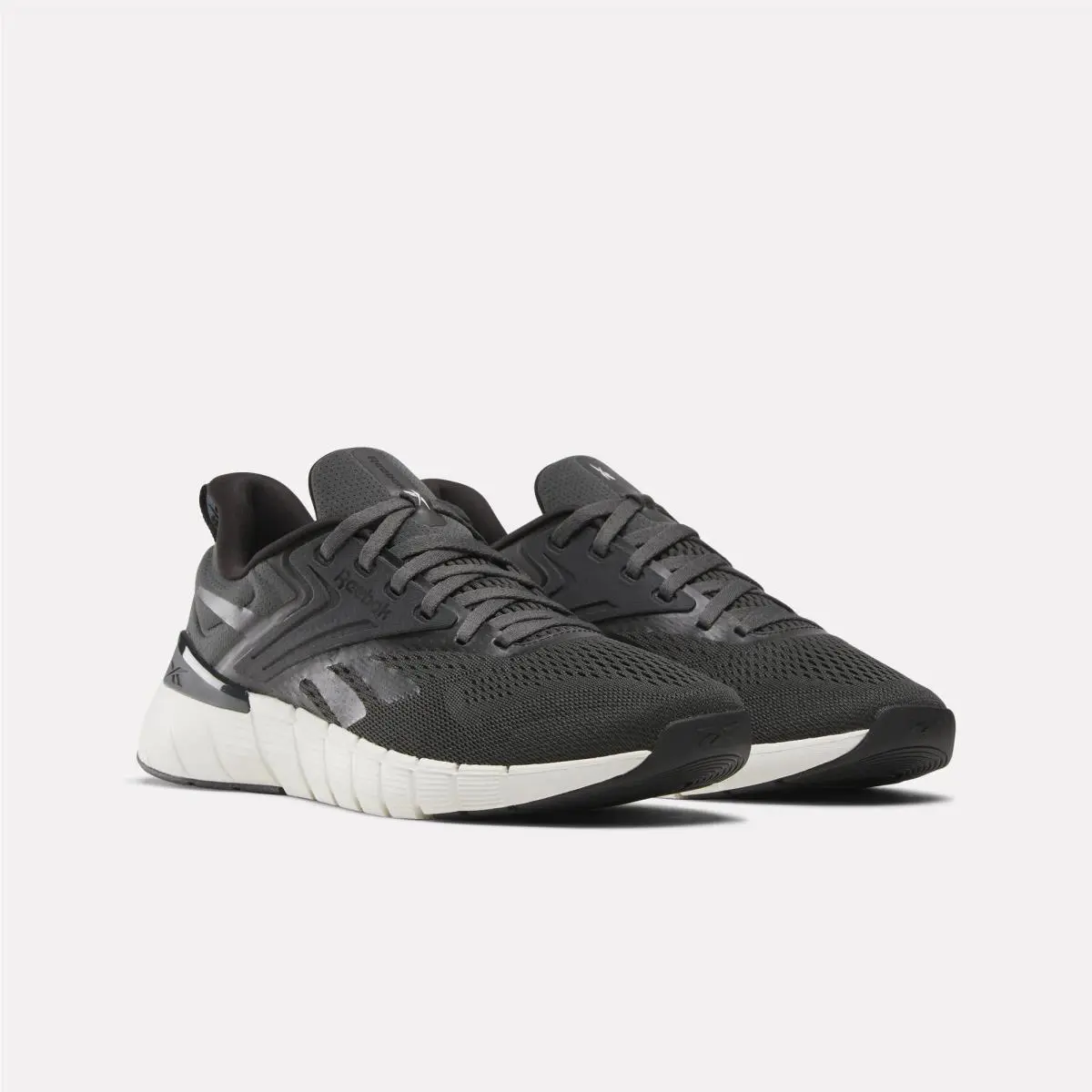 Reebok shoes - Black/Sport Red 7