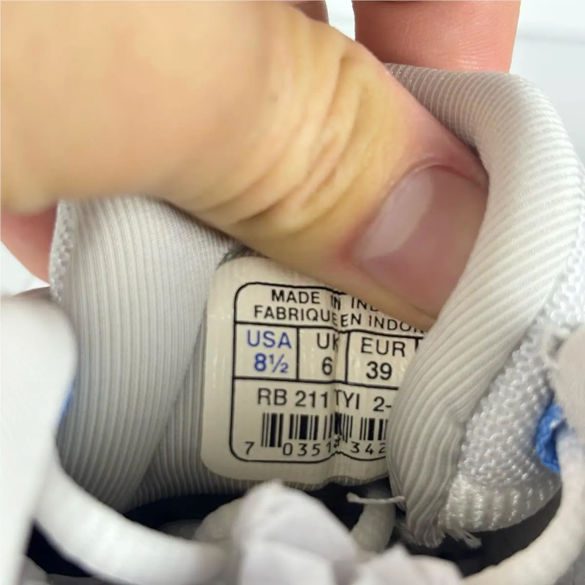 Reebok shoes - White 4